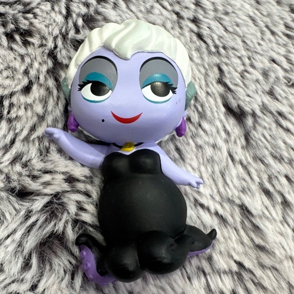 Funko Other - Disney Villains Ursula Funko Mystery Mini Vinyl Figure 2021 The Little Mermaid